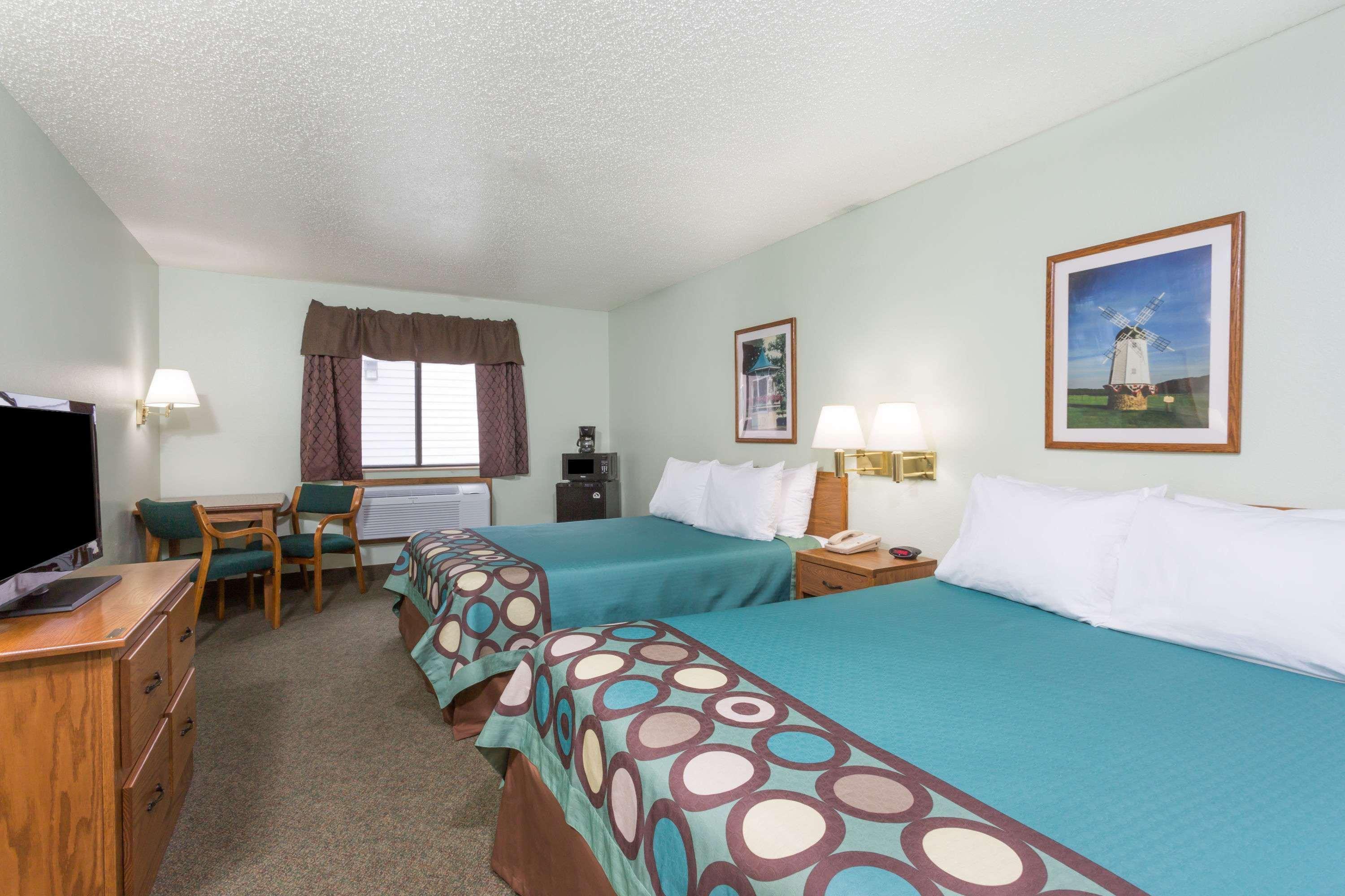 Super 8 By Wyndham Pt Pleasant Area Hotel 2*