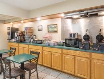 Super 8 By Wyndham Pt Pleasant Area Gallipolis
