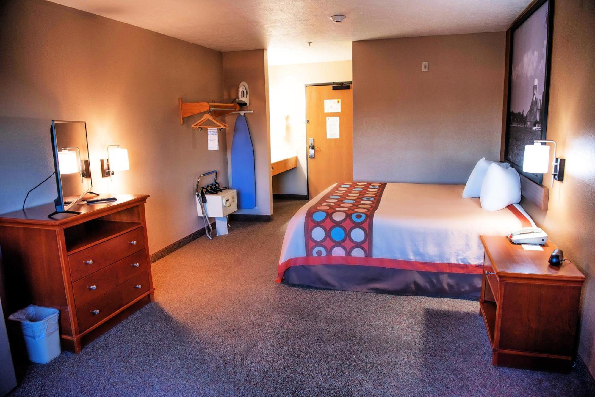 Hotel Super 8 By Wyndham Pt Pleasant Area 2*